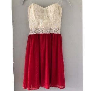 Strapless Red and white lace dress